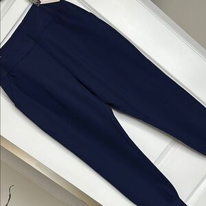 Peter Millar Women’s Navy Joggers, Size M